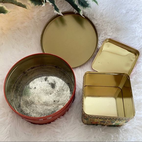 Set Of 2 Vintage Holiday Christmas Collectible Tins - Picture 8 of 11